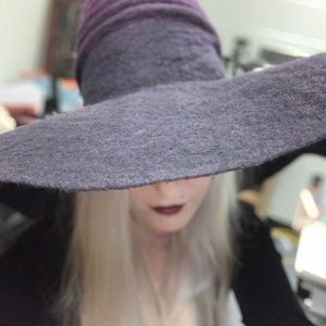 Meet your Posher, Xexilia